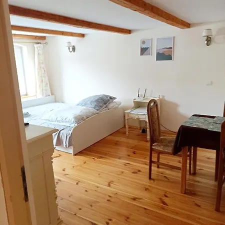 Mieszkanie 2 Pokoje Apartment *